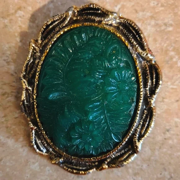 Carved Peking Jade Glass Flower Brooch Silver Tone Vintage Czech Untested Silver - Picture 7 of 7